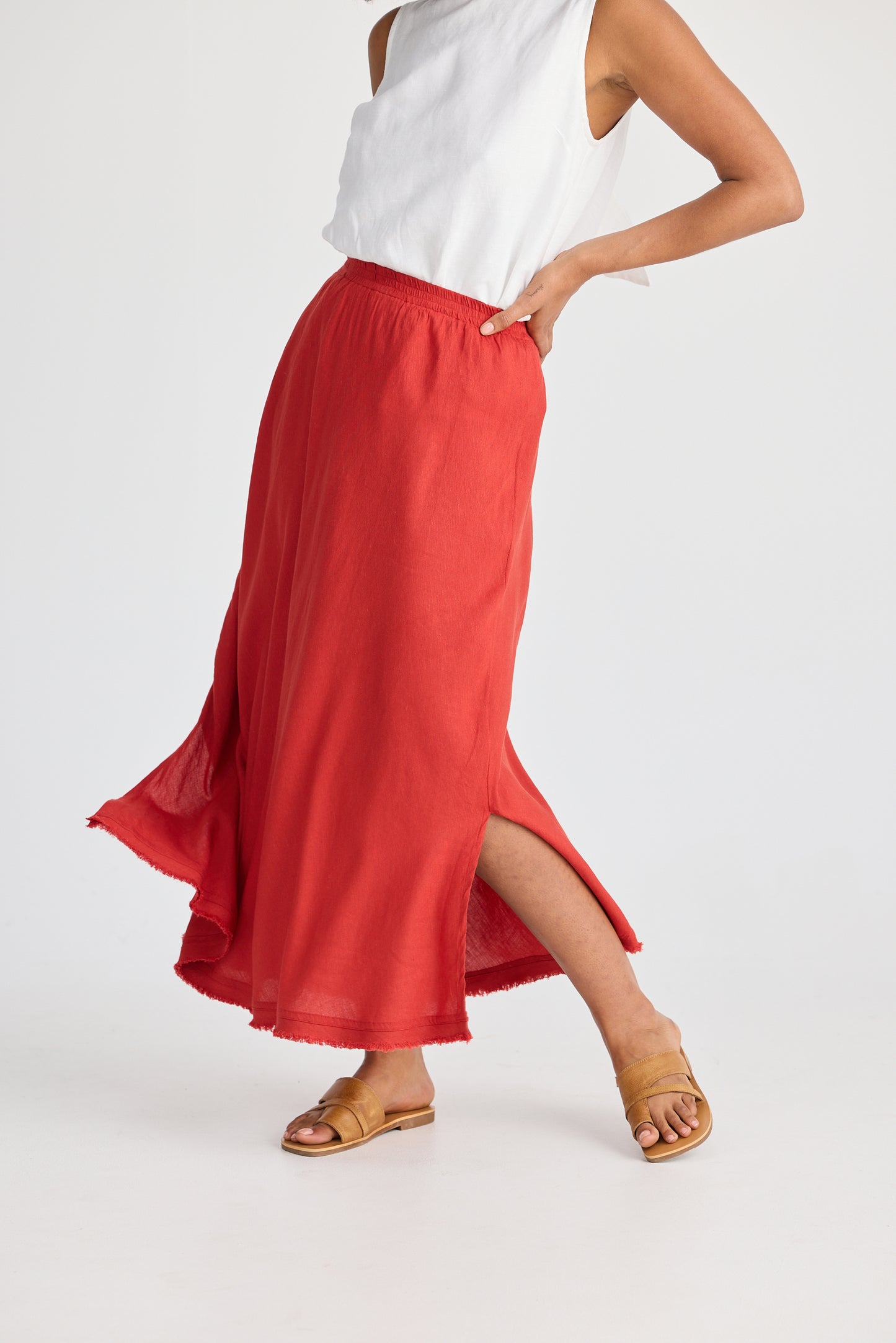 Sicily Skirt -Cherry linen Blend
