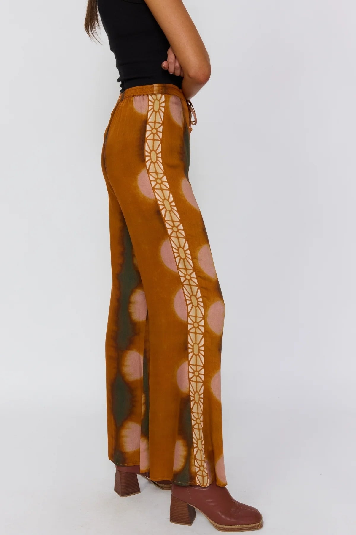 Nadia Flares - Umber