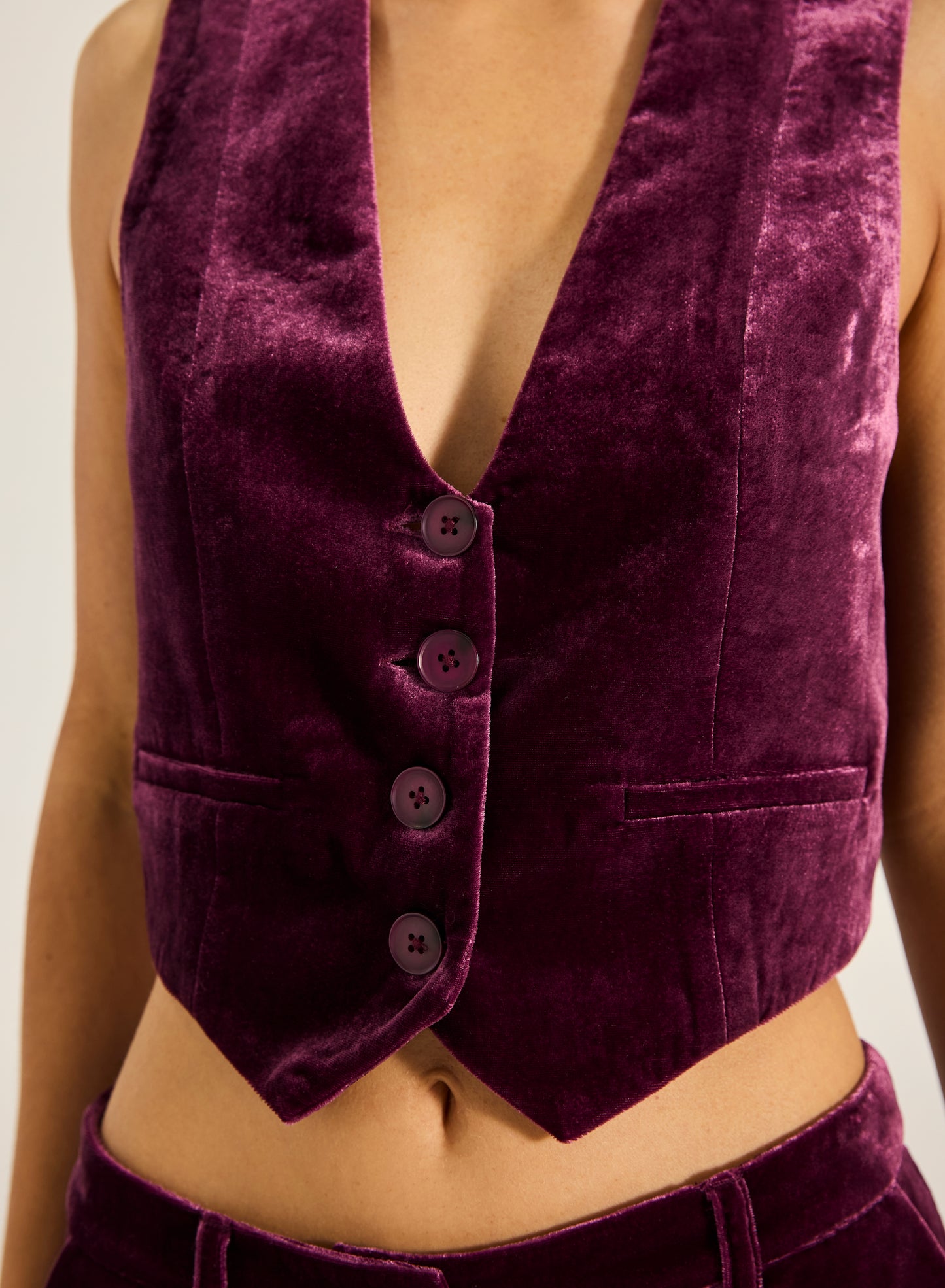Vanessa Vest - Wine