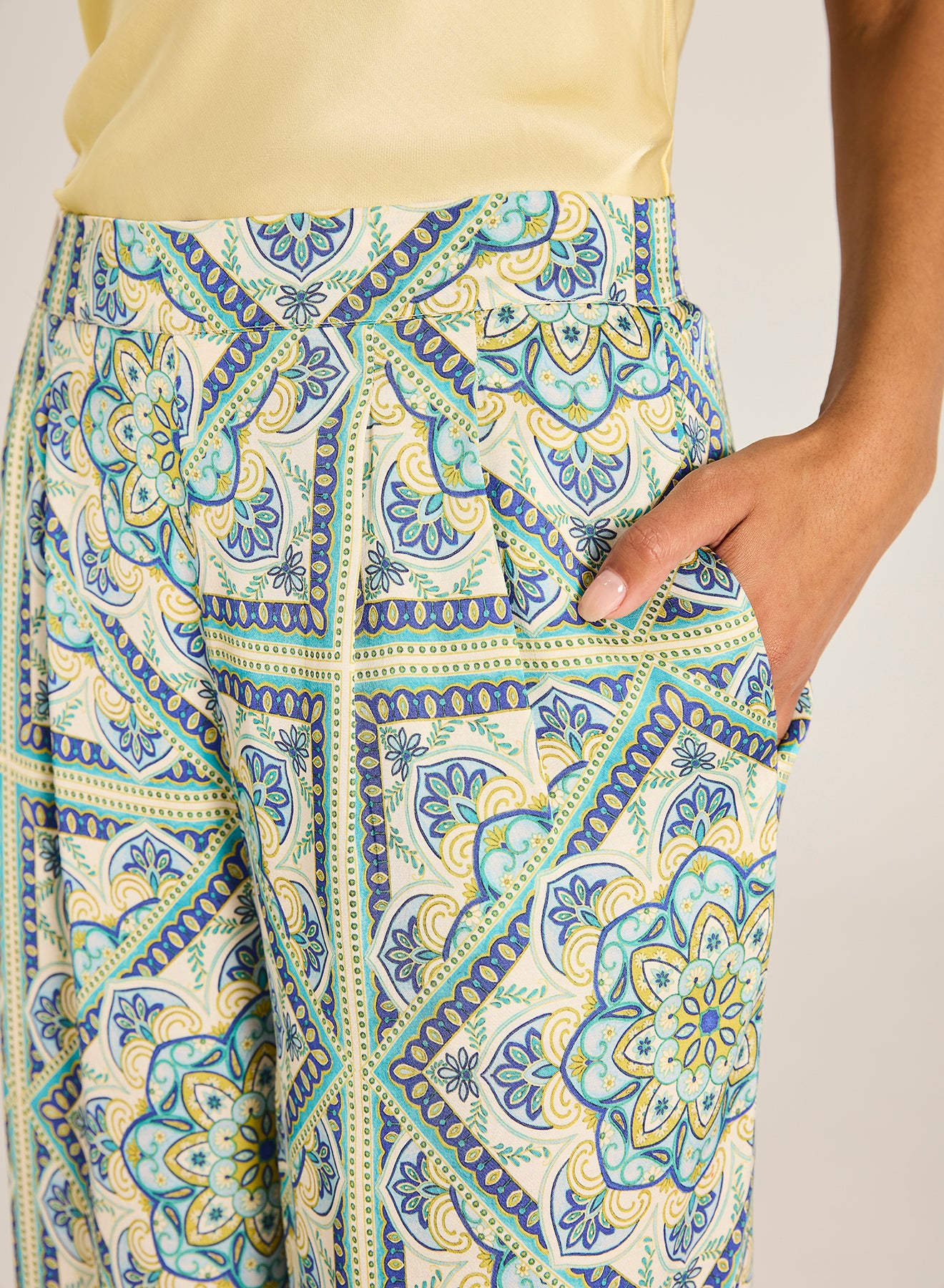 Anara Sonia Pant - Emerald